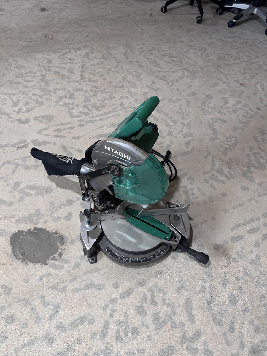 10” Hitachi miter saw