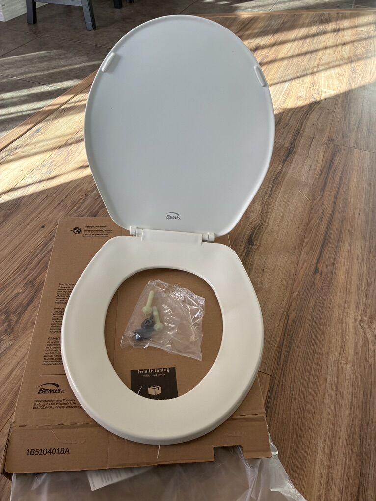 Toilet seat , white , brand Bemis