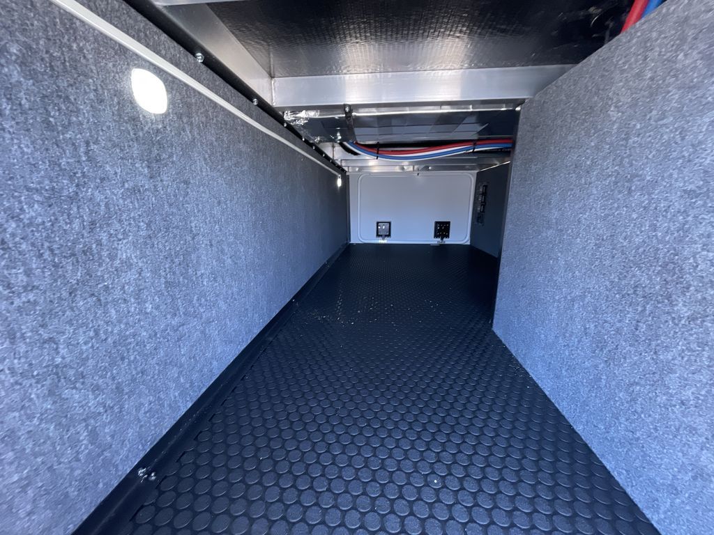 Main image 12
