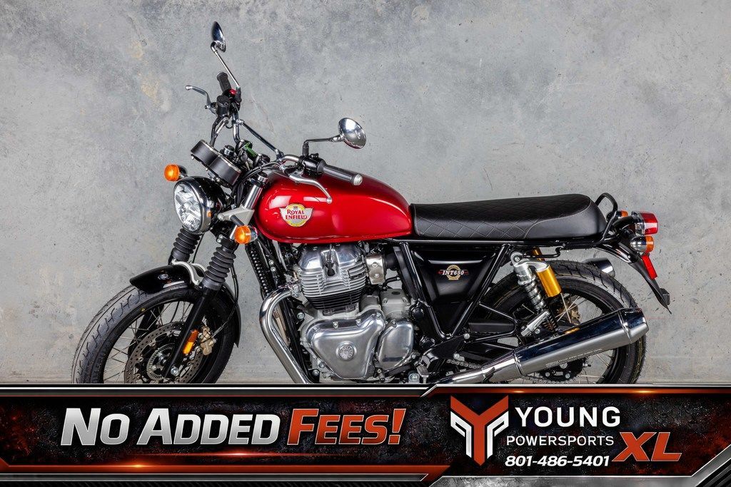 2026 Royal Enfield INT 650 Canyon Red