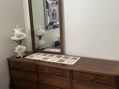 Vintage Bassett Bedroom Set Full Size Bed