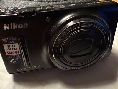 Nikon CoolPix S9500