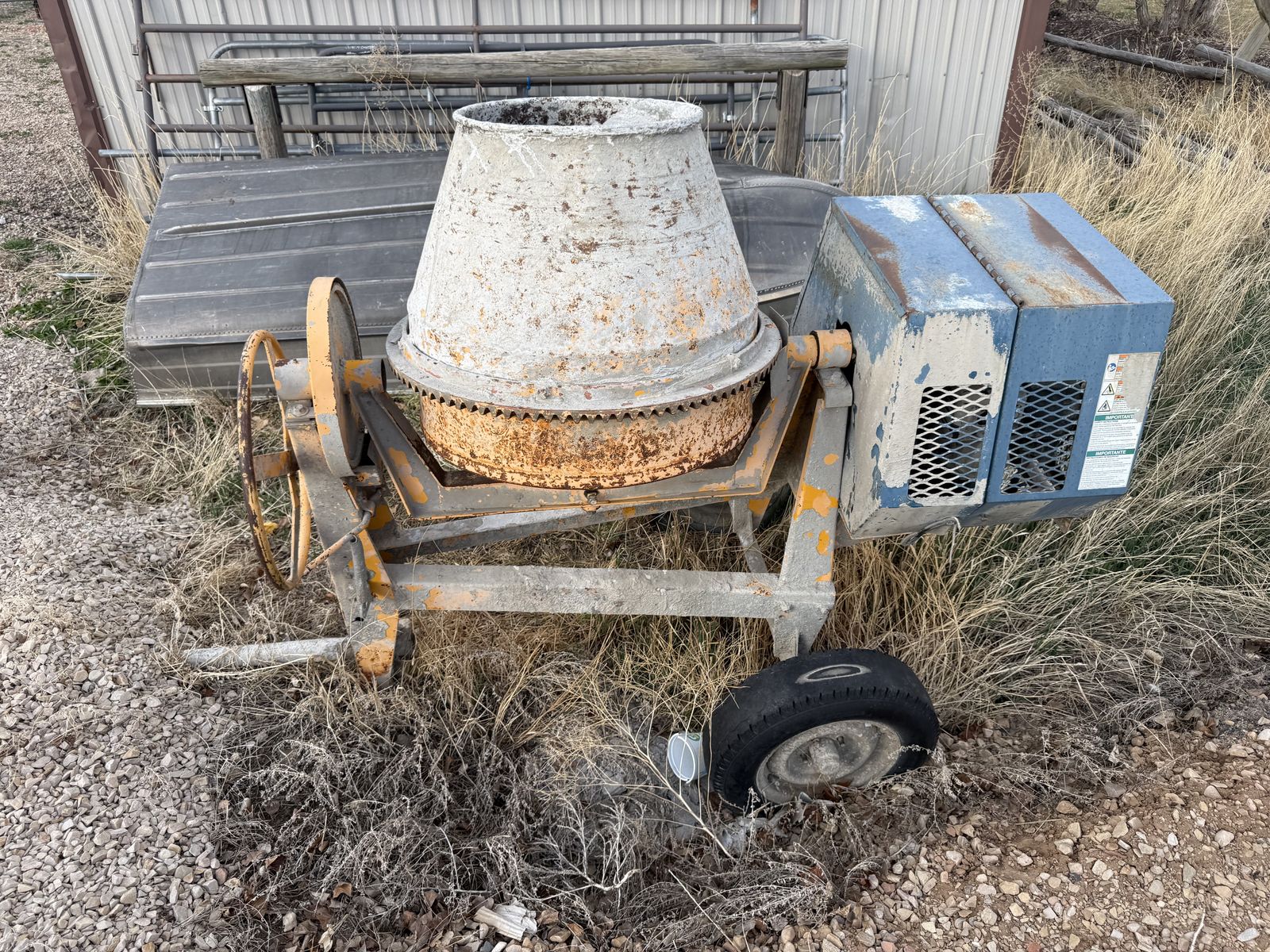 Concrete mixer