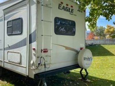 Jayco Eagle Super Lite Fifth wheel.