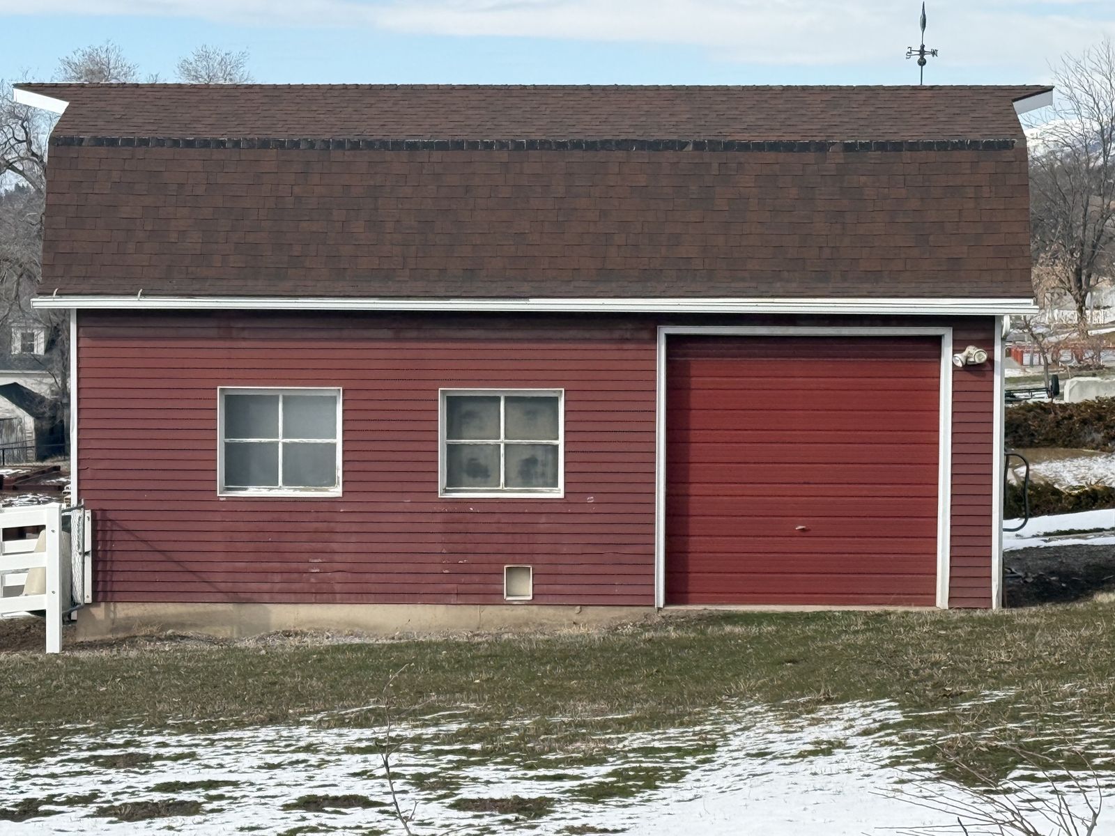 Red Barn - In Need of New Home (FREE)
