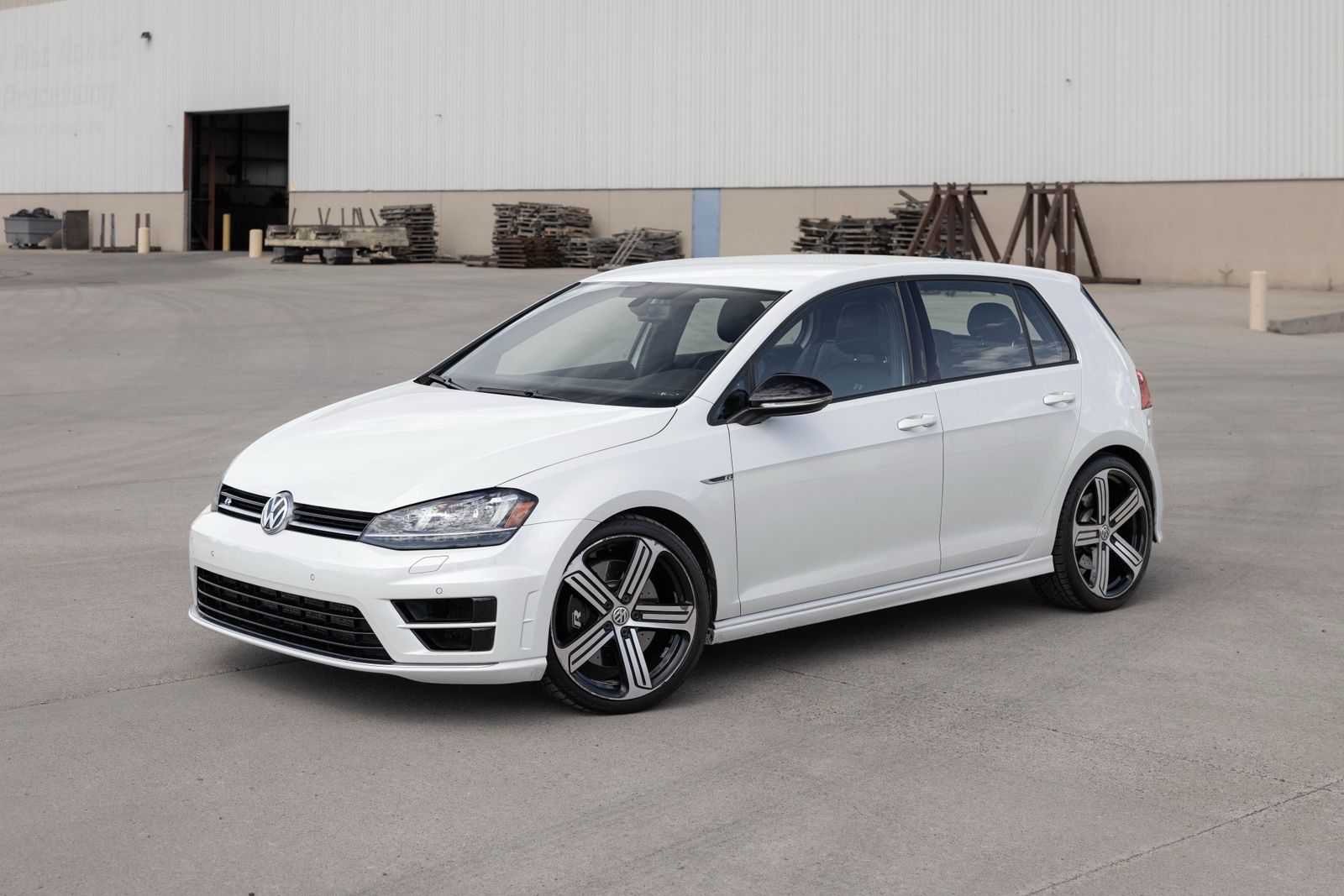 2015 Volkswagen Golf R 