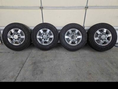 lt 275/70R18 any gmc or Chevy 8x180 tires brand new only 30 miles used