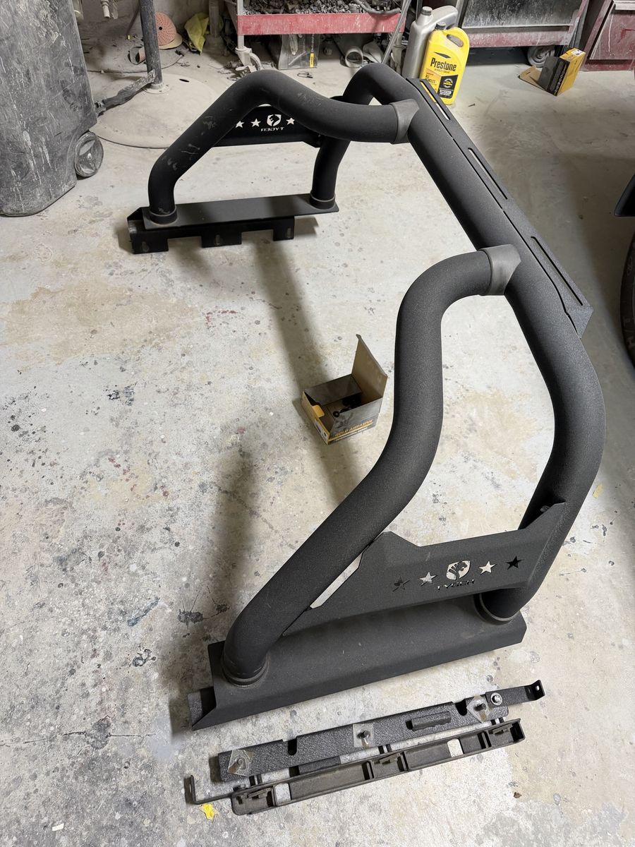 Tyger Black TG Headache Rack Roll Bar