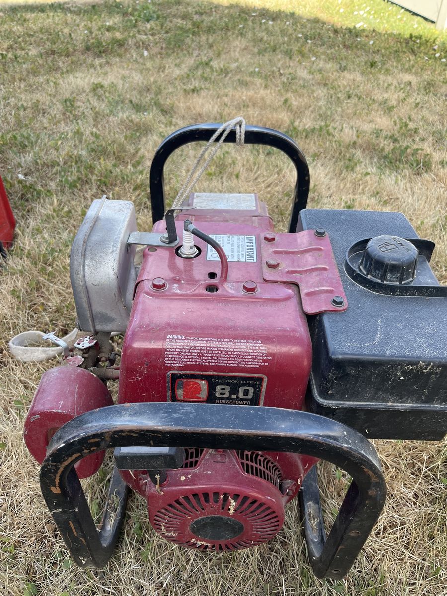 MAXA 8.0 Horsepower Portable Generator - Cast Iron Sleeve