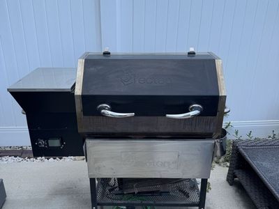 recteq RT-590 Wood Pellet Grill/Smoker + Full Accessory Bundle