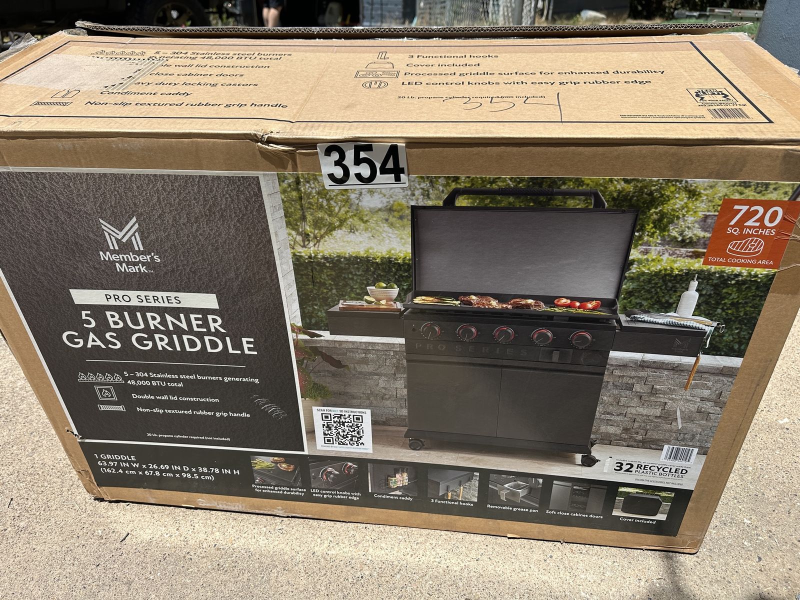 Member's Mark Pro Series 5-Burner Gas Griddle - 720 Sq. In. Cooking Area, New in Box
