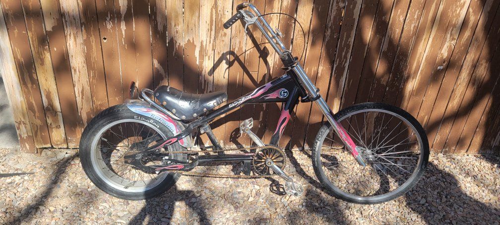 OCC Schwinn Kids Sting Ray Chopper Bike
