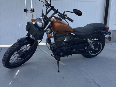 Suzuki Boulevard S40 Cruiser Motorcycle - Orange/Black
