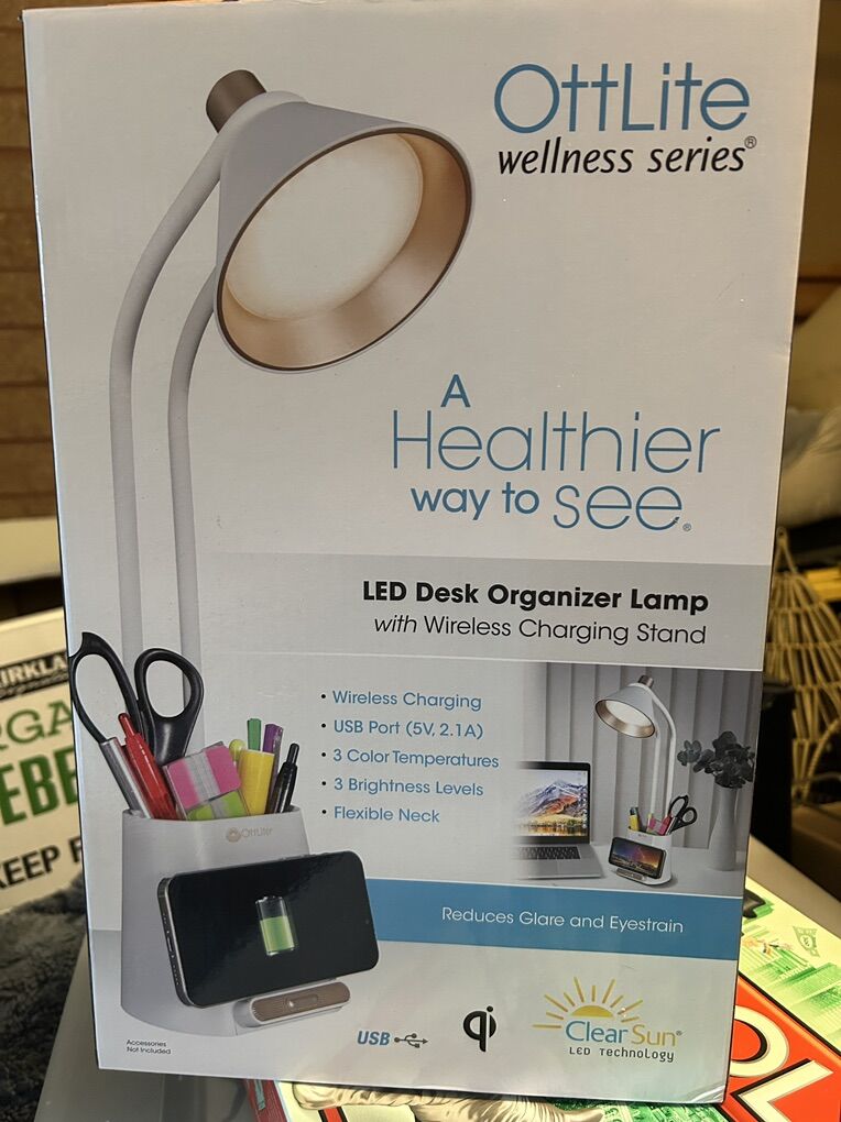 LED Lamp with Wireless Charger