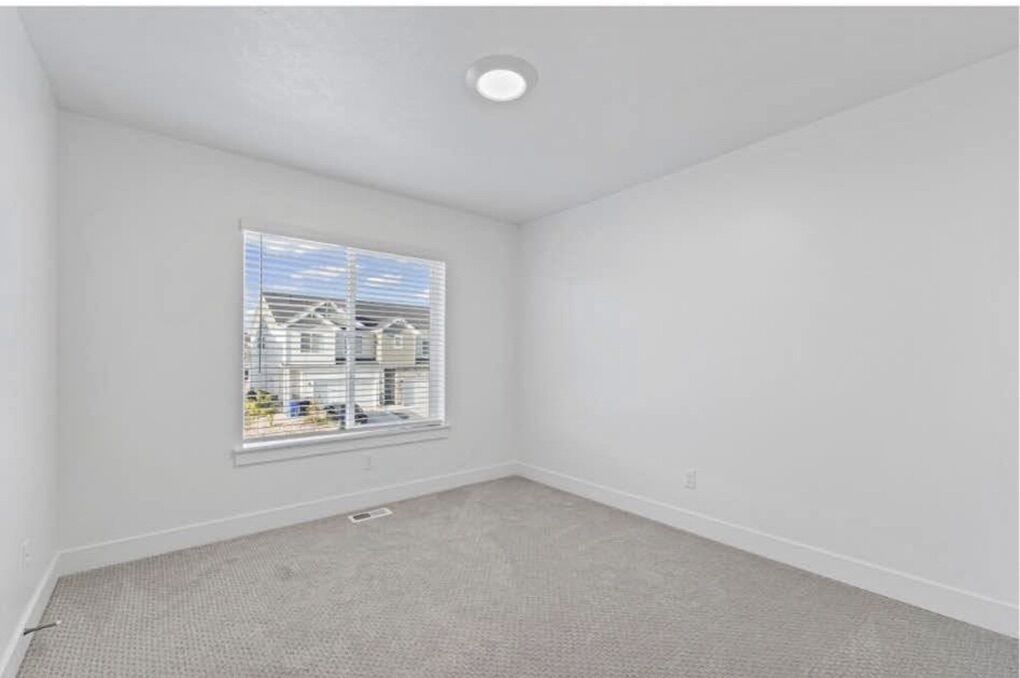 Private Rooms For Rent