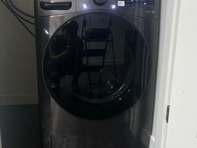 LG WM4000HWA 4.5 cu. ft. Smart Front Load Washer - Black Steel, Wi-Fi Enabled