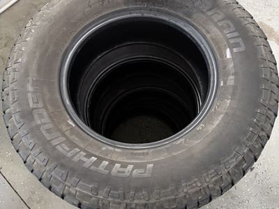 4 Pathfinder AT Tires - 285/70R17