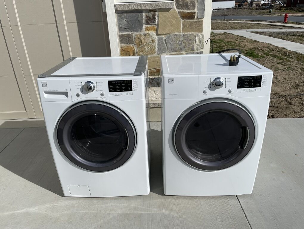 Kenmore Washer & Dryer Matching Set - LG Built