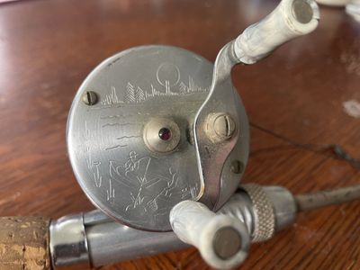 1940s Vintage Fishing Pole/ Wall Hanger