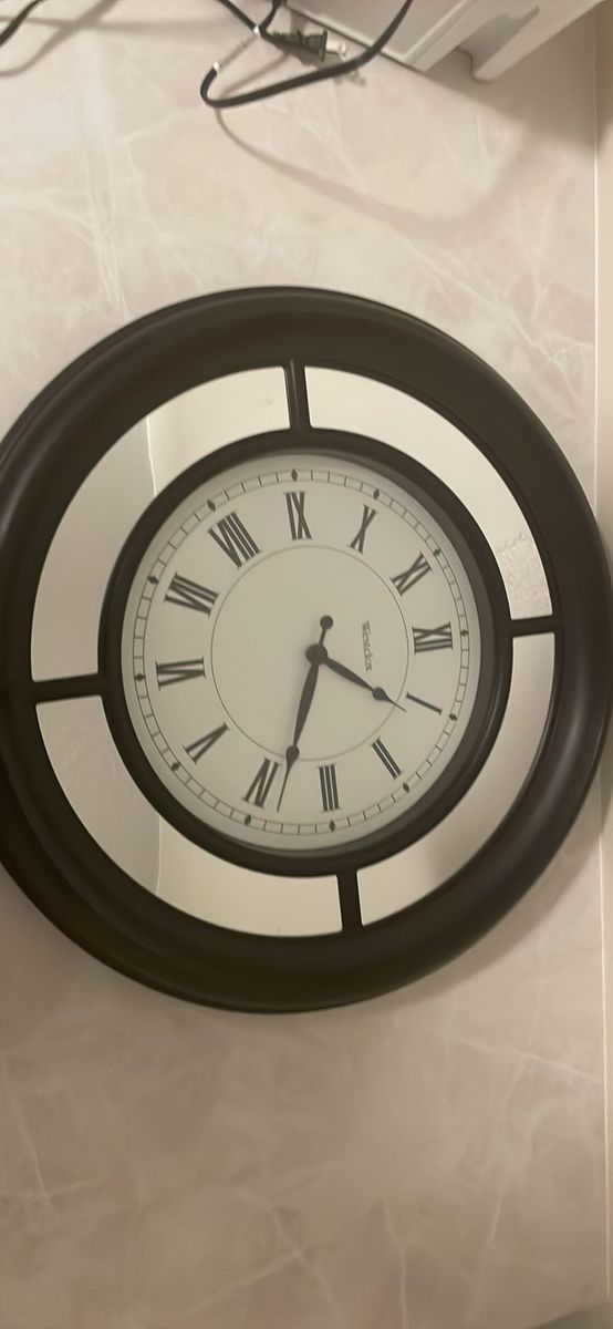 Wall clock