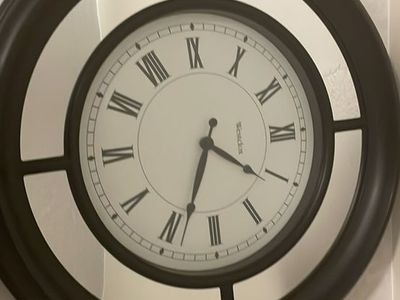 Wall clock