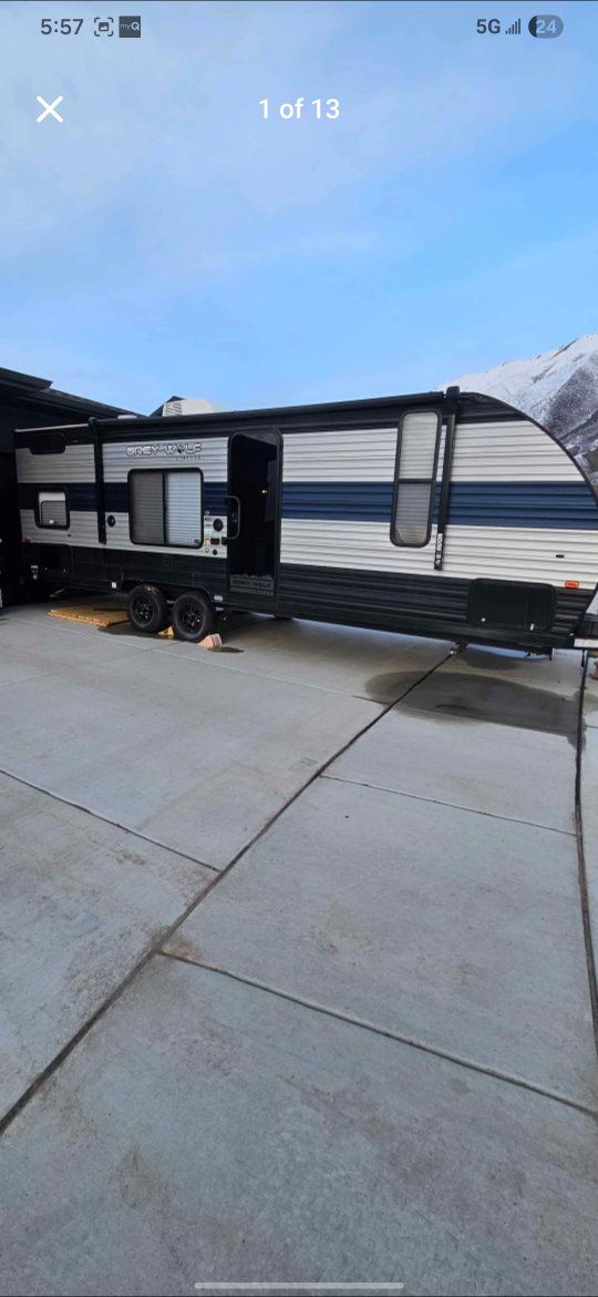 2021 forest river grey wolf