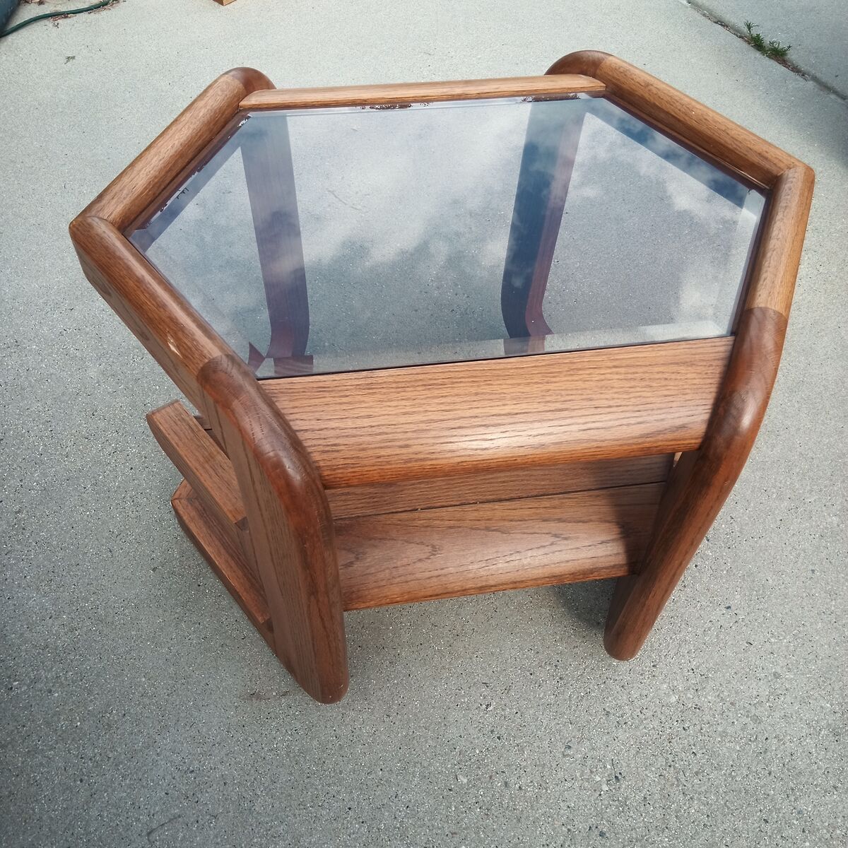 Mid Century Mersman Bellaire Oak side table