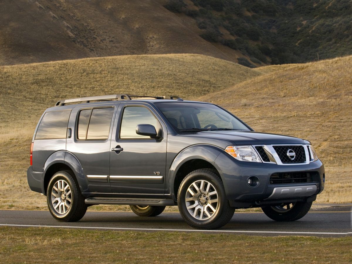 2010 Nissan Pathfinder SE