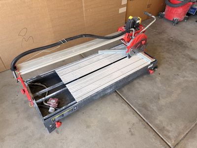 RUbi Table Saw