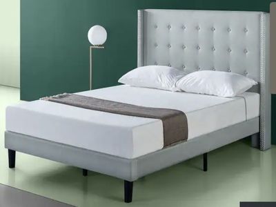 Brand new queen size bed