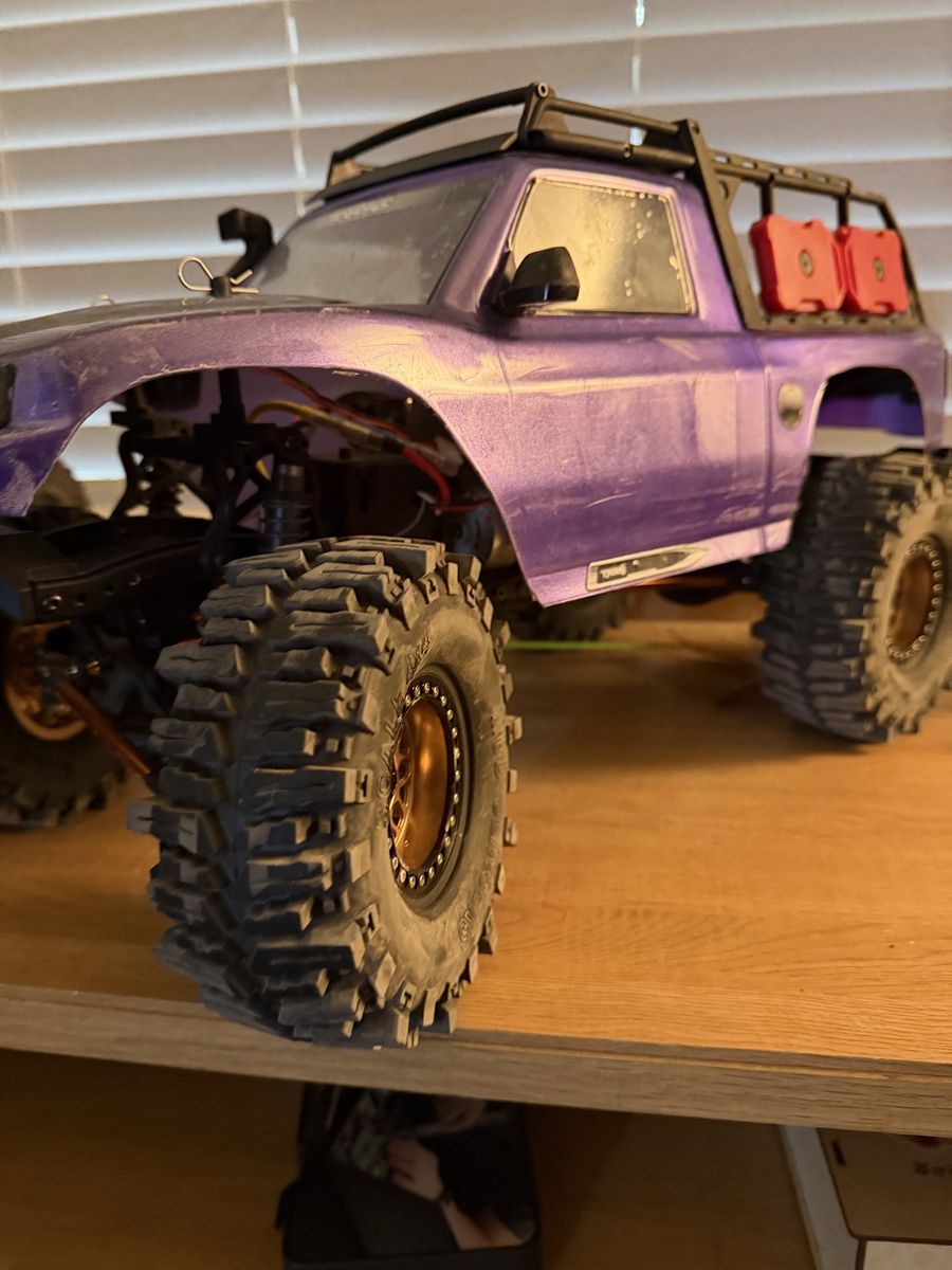 1/10th rc crawler