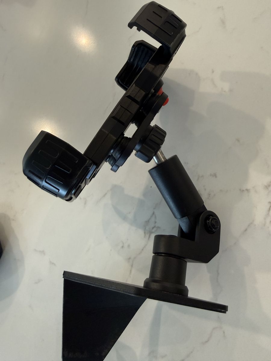 Main image 3