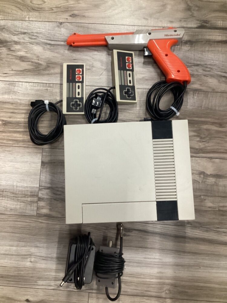 NINTENDO ENTERTAINMENT SYSTEM