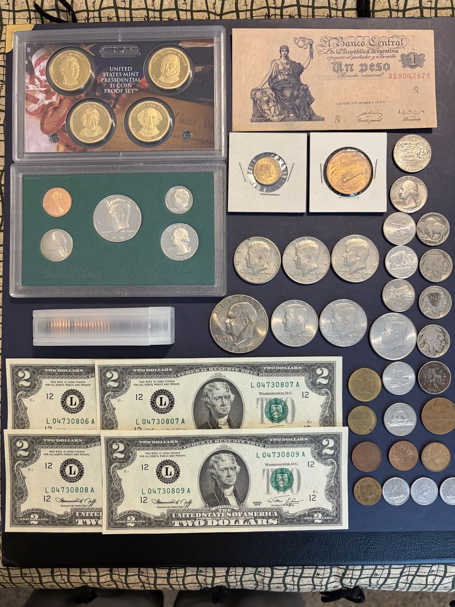 Collectors Coin/Currency Lot