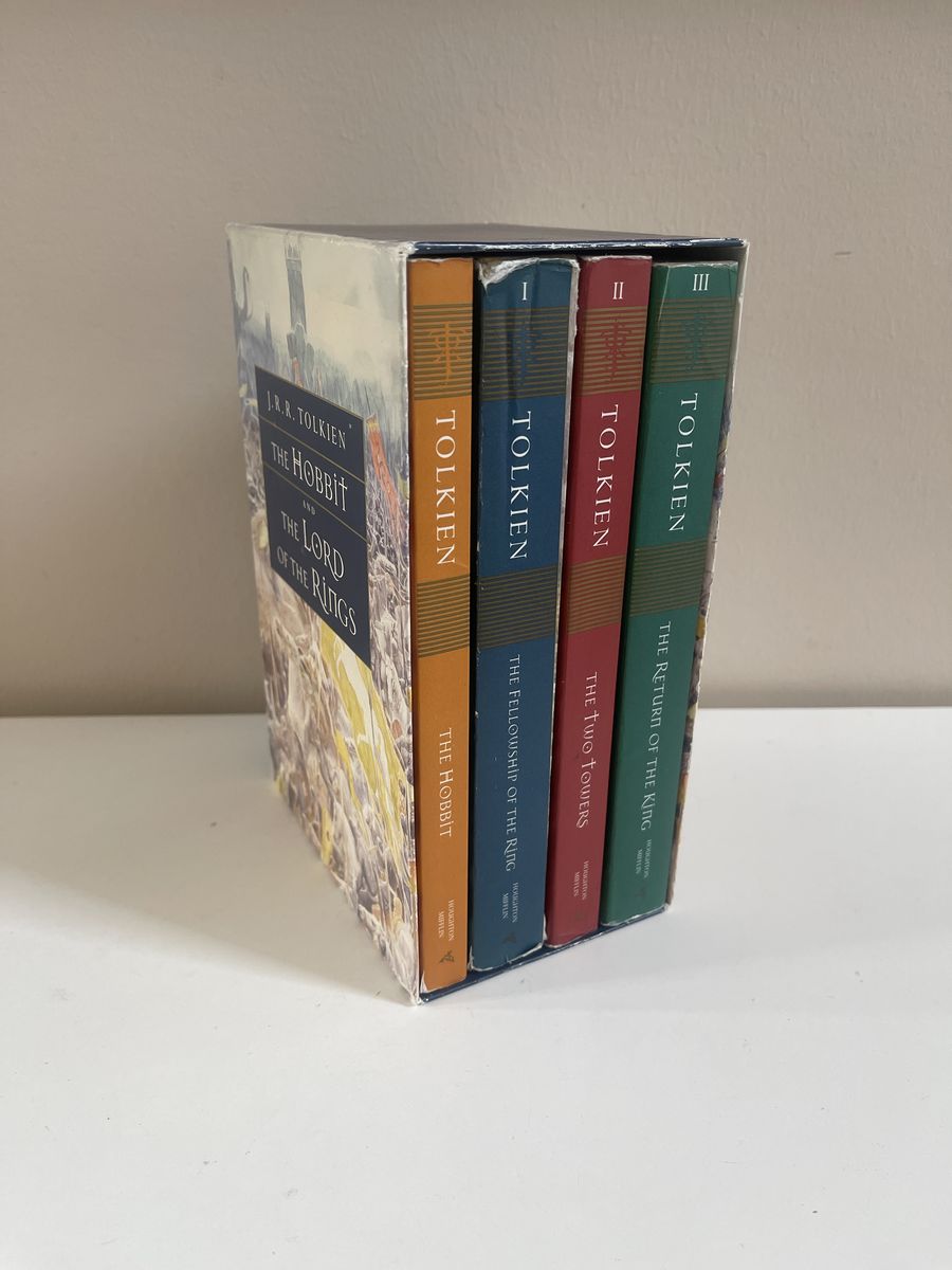 J.R.R. Tolkien The Hobbit & The Lord Of The Rings