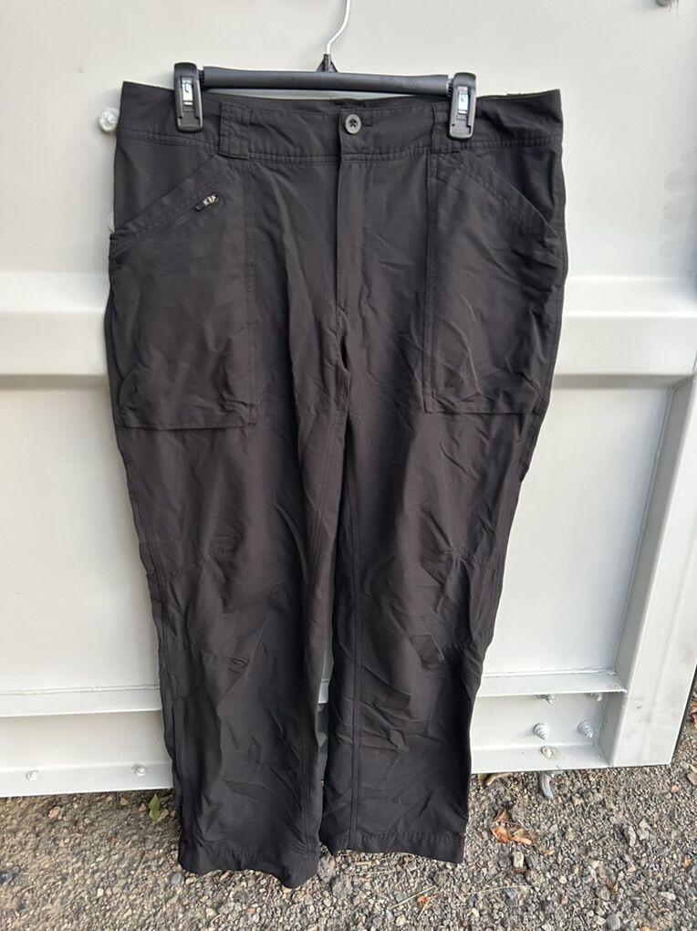 REI Womens Black Stretch Cargo Pants Size 14