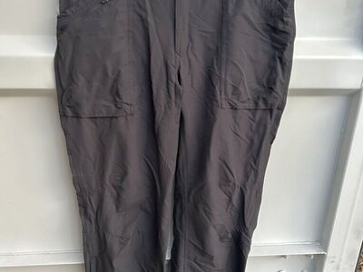 REI Womens Black Stretch Cargo Pants Size 14