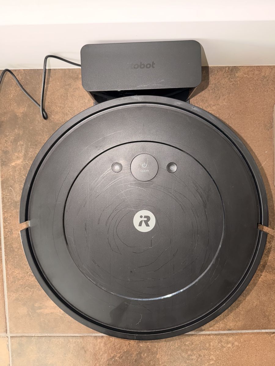 IRobot Roomba Vacuum - Used 5x