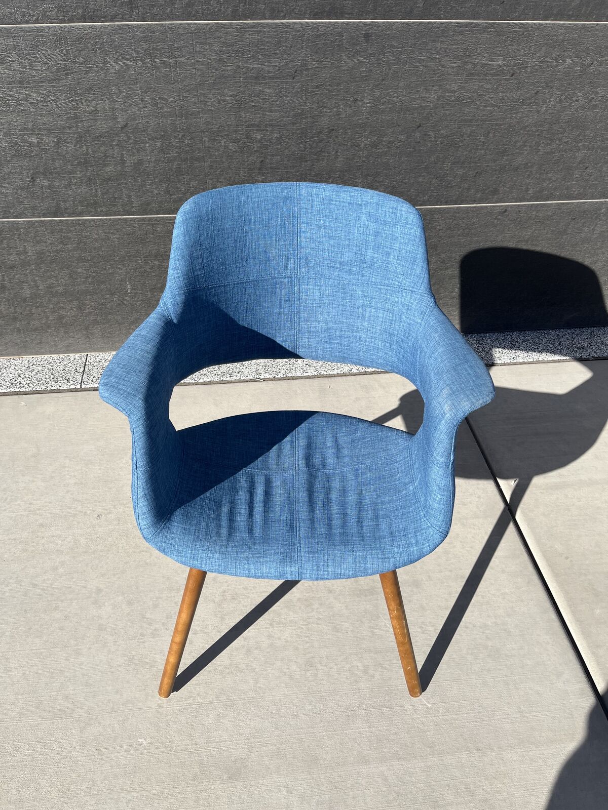 Amein 17.25'' H Upholstered Blue Armchair