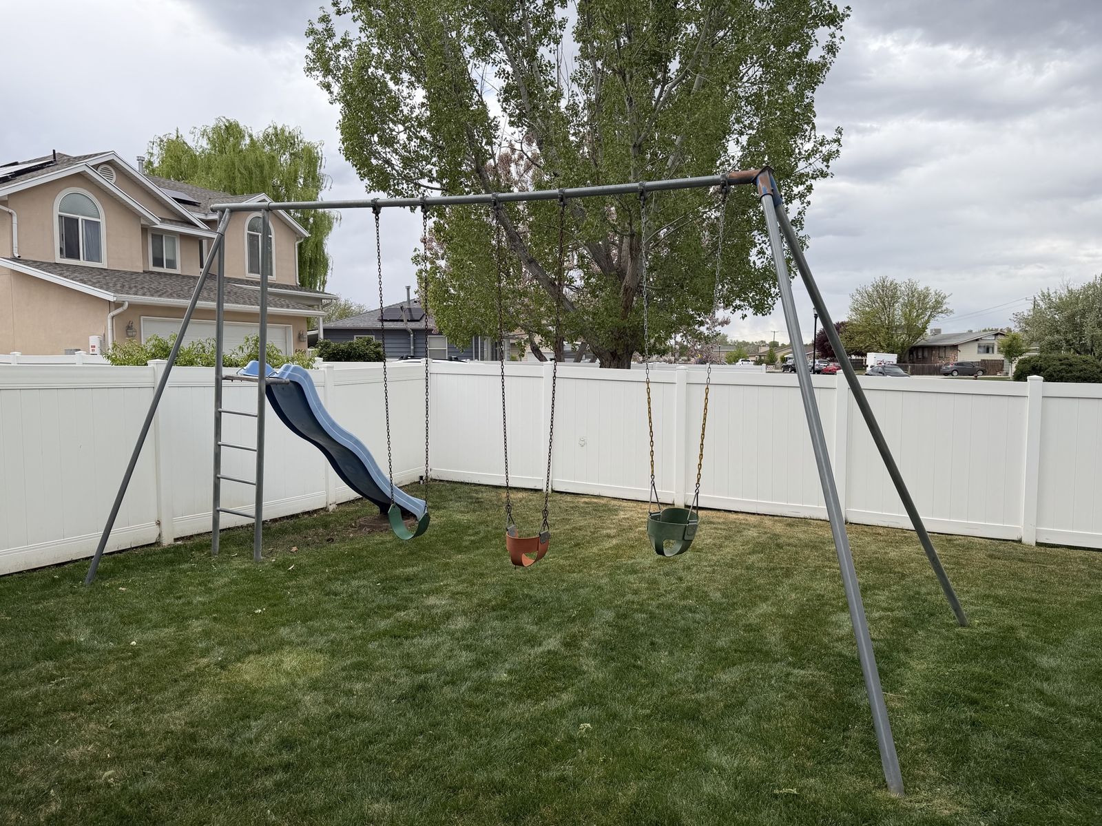 Commercial steel swing set