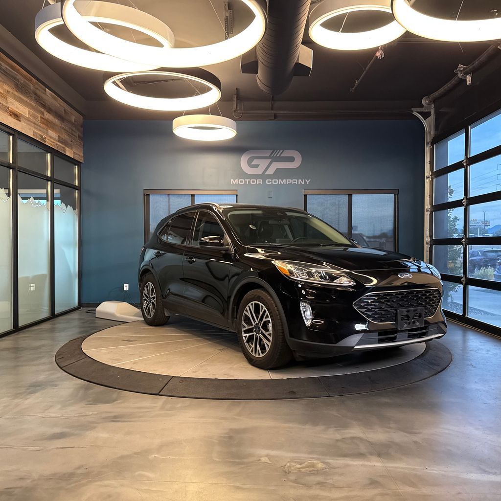 2020 Ford Escape SEL