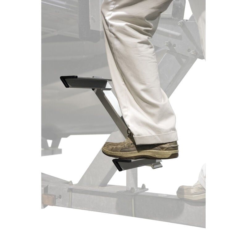 NEW OVERTON'S TWO STEP TRAILER STEP (RETAIL: $69.97) 2 AVAILABLE