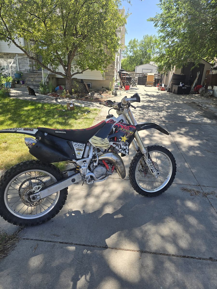 Cr 125