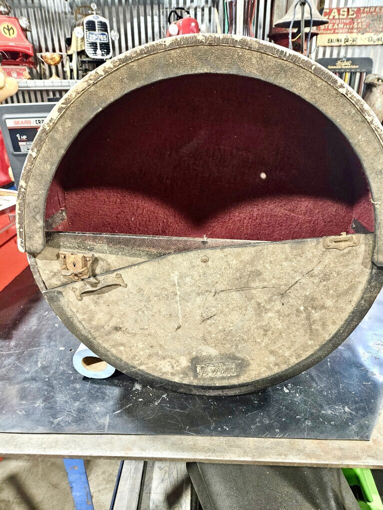 Antique Whitley Waterproof Accessory Trunk