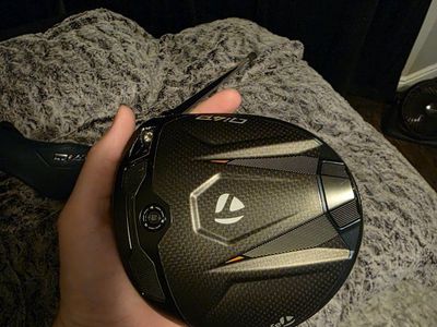 TaylorMade QI4D 10.5 Driver with Headcover
