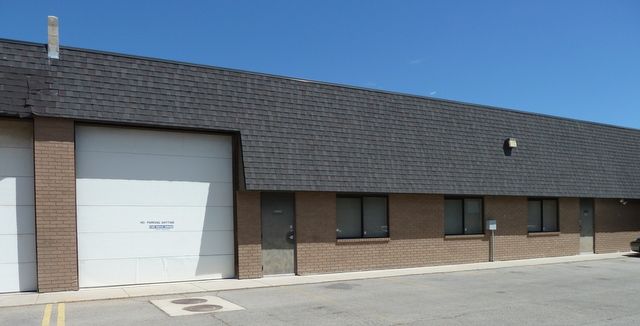 2,800 sq ft Shop Warehouse in Murray for Rent