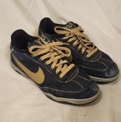 Vintage 2006 Nike SB Air Zoom FC - Size 9