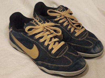 Vintage 2006 Nike SB Air Zoom FC - Size 9