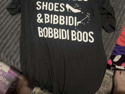Women’s Disney shirt size small
