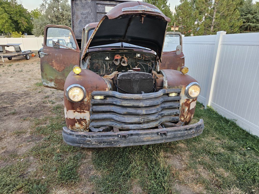 Main image 3